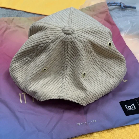 Melin Classic “Dylan Efron” Cream Corduroy Hat with Cinch Bag - Picture 12 of 15